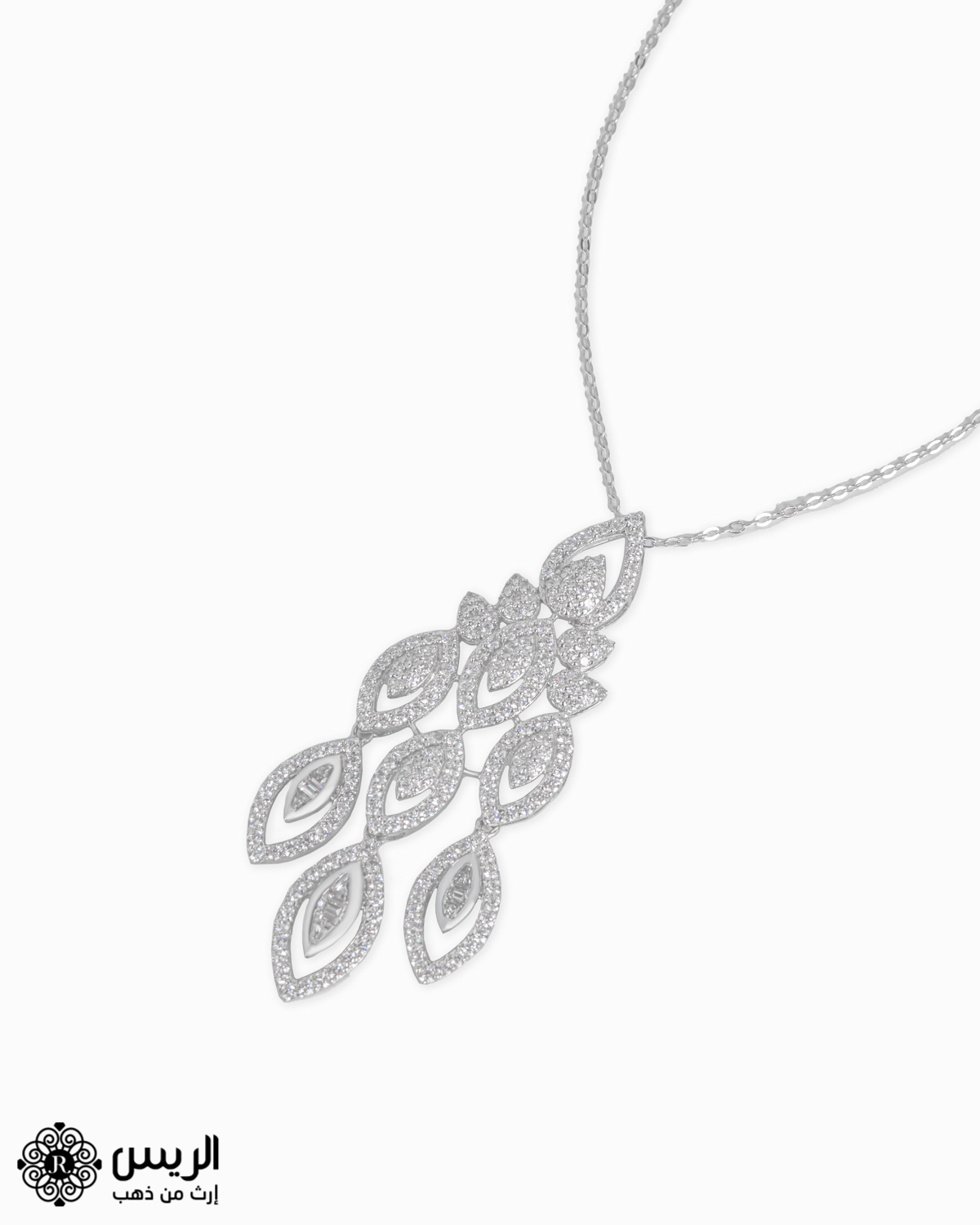 Raies jewelry Pendant with Chain Elegant تعليقة مع سلسله ناعمة الريس للمجوهرات