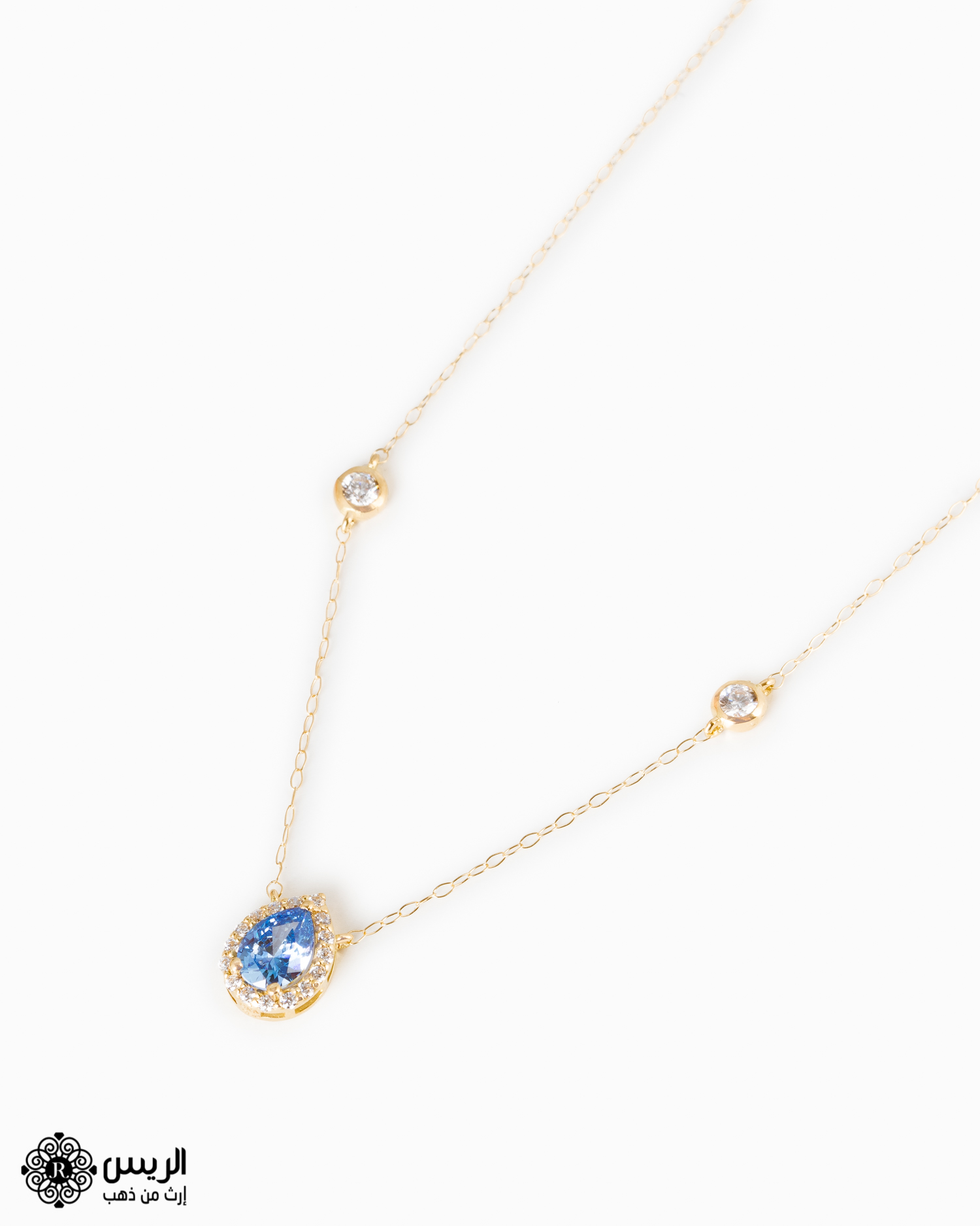 Raies jewelry Elegant Necklace تعليقة مع سلسلة ناعمة الريس للمجوهرات